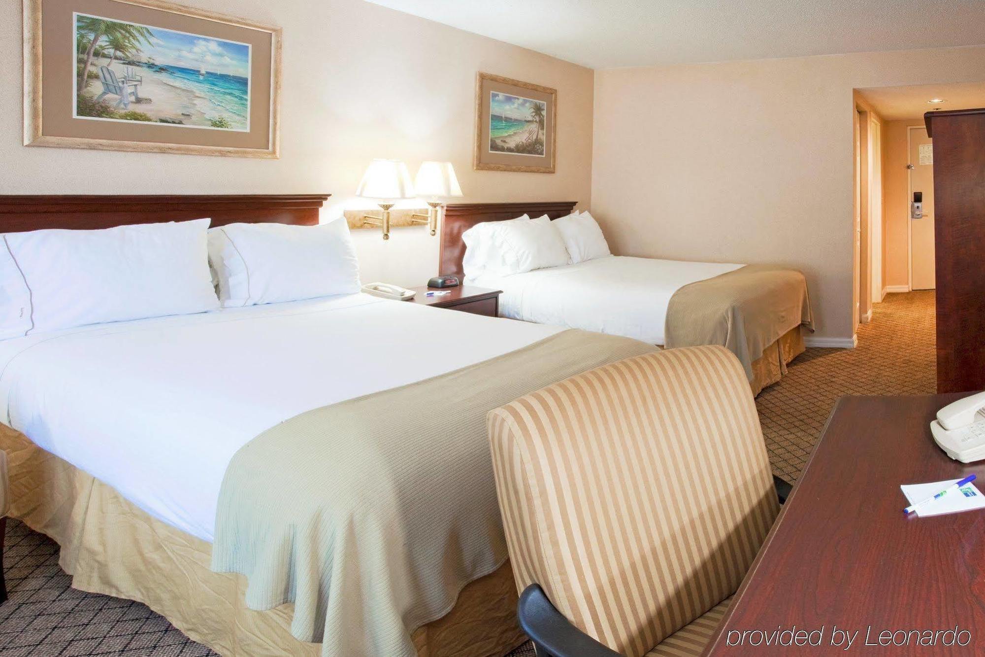 Holiday Inn Express Hotel & Suites Bradenton West, An Ihg Hotel Exteriér fotografie